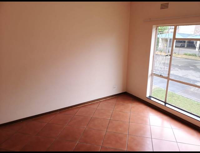 2 BEDROOM APARTMENT TO LET IN PELHAM